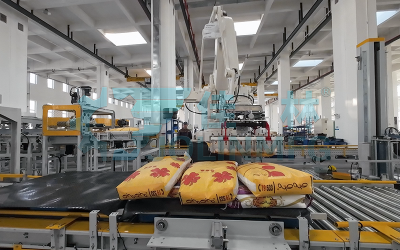 埃及袋裝大米自動碼垛裹膜包裝線